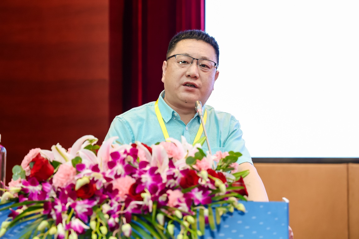 组图：2025中小企业高质量发展论坛在京举行 中企云全球供应链集采服务平台启动