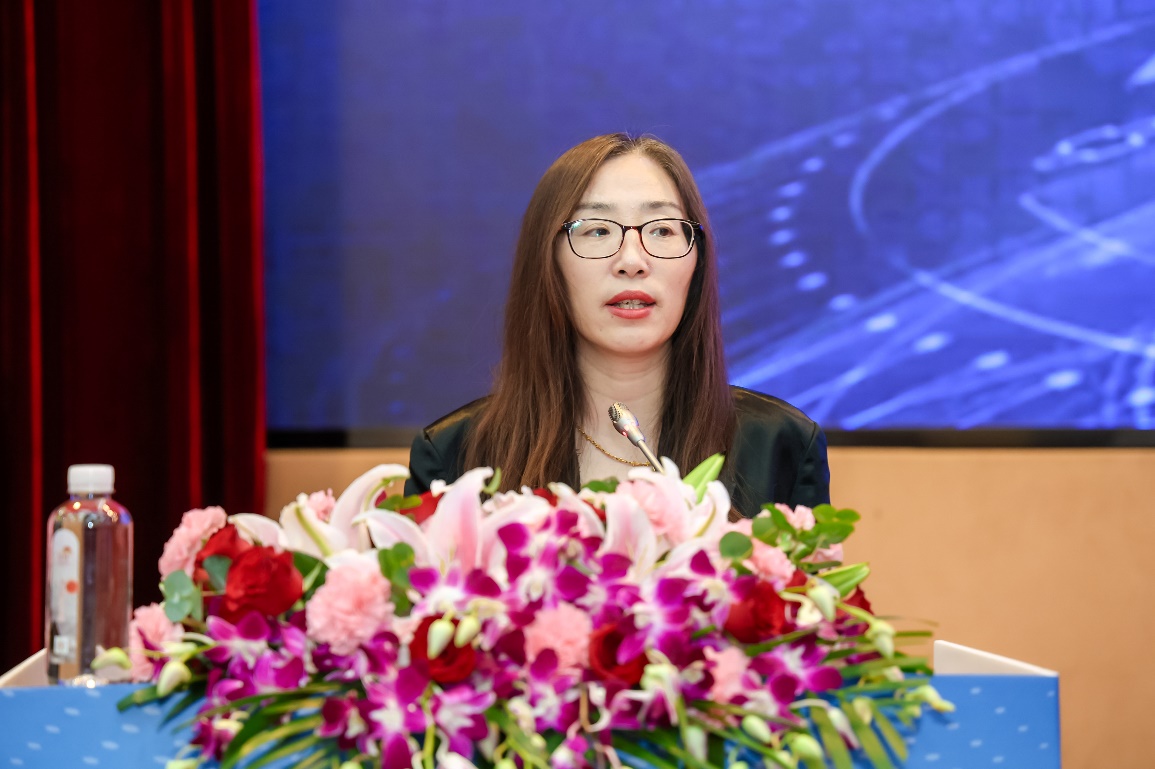 组图：2025中小企业高质量发展论坛在京举行 中企云全球供应链集采服务平台启动