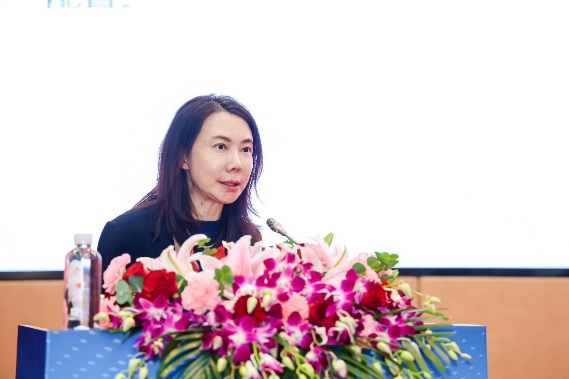 组图：2025中小企业高质量发展论坛在京举行 中企云全球供应链集采服务平台启动