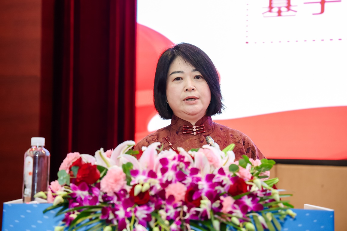 组图：2025中小企业高质量发展论坛在京举行 中企云全球供应链集采服务平台启动